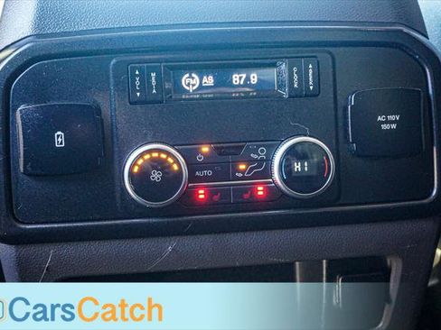 Used 2018 Ford Expedition Limited image 44