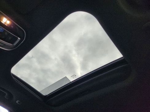 New 2026 Jeep Grand Cherokee Altitude image 19