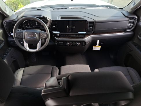 New 2025 GMC Sierra 1500 Elevation w/ LPO, Elevation Black Package image 15