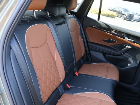 New 2026 Volkswagen Tiguan SEL R-Line AWD/4WD image 12