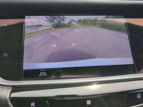 Certified 2021 Cadillac XT5 Sportv w/ LPO, Floor Liner Package AWD/4WD image 15
