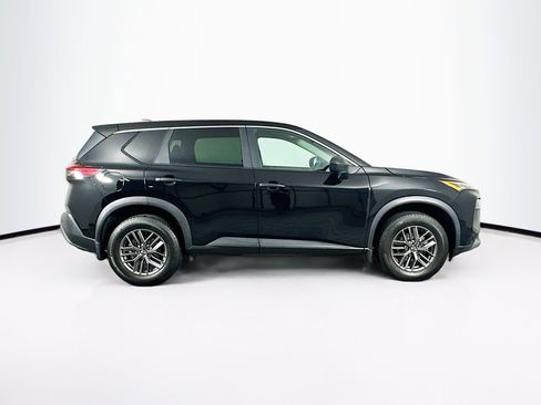 Used 2023 Nissan Rogue S image 10