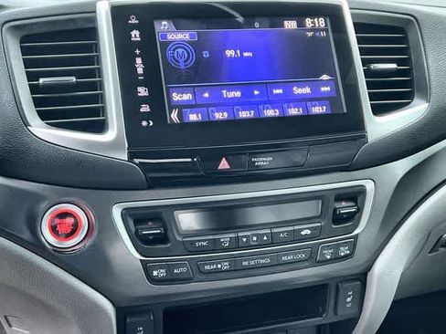 Used 2018 Honda Pilot EX-L image 18