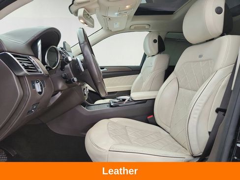 Used 2019 Mercedes-Benz GLS 450 4MATIC image 11