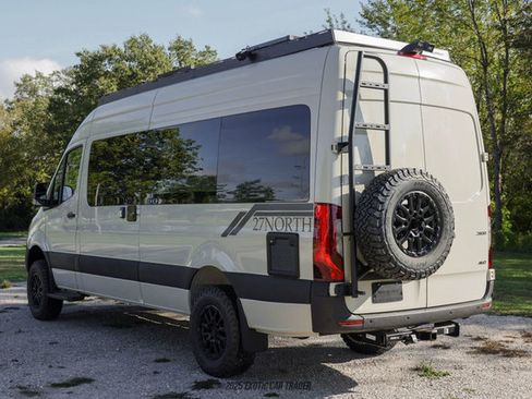 Used 2025 Mercedes-Benz Sprinter 2500 image 6