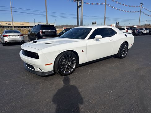 Used 2023 Dodge Challenger R/T Scat Pack image 8