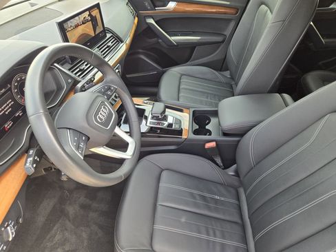 Certified 2023 Audi Q5 2.0T Premium Plus w/ Premium Plus Package AWD/4WD image 17