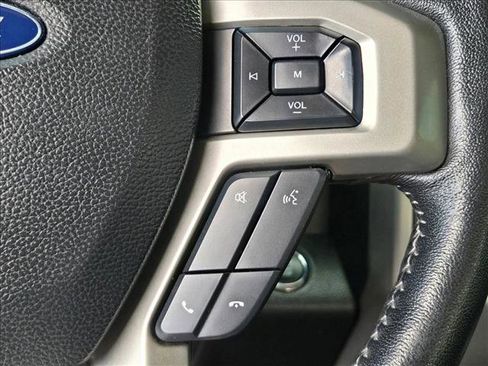 Used 2020 Ford F150 Lariat image 13