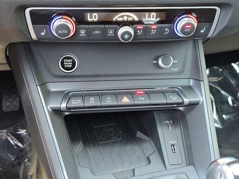 Certified 2021 Audi Q3 2.0T Premium Plus AWD/4WD image 27