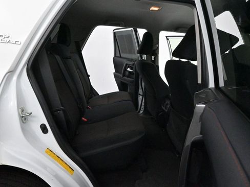 Used 2024 Toyota 4Runner TRD Off-Road image 34