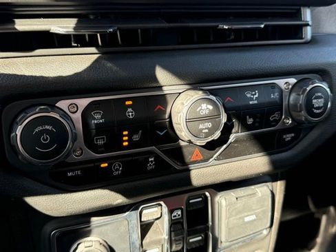 New 2025 Jeep Wrangler Sport S image 20