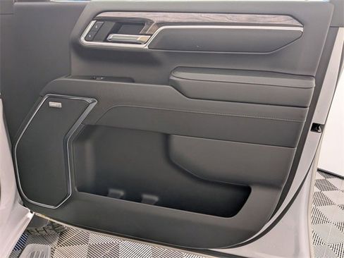 Certified 2024 Chevrolet Silverado 2500 LTZ w/ LTZ Plus Package image 35