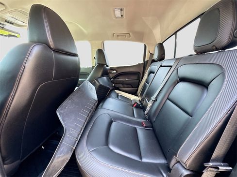 Used 2022 GMC Canyon AT4 w/ Trailering Package image 25