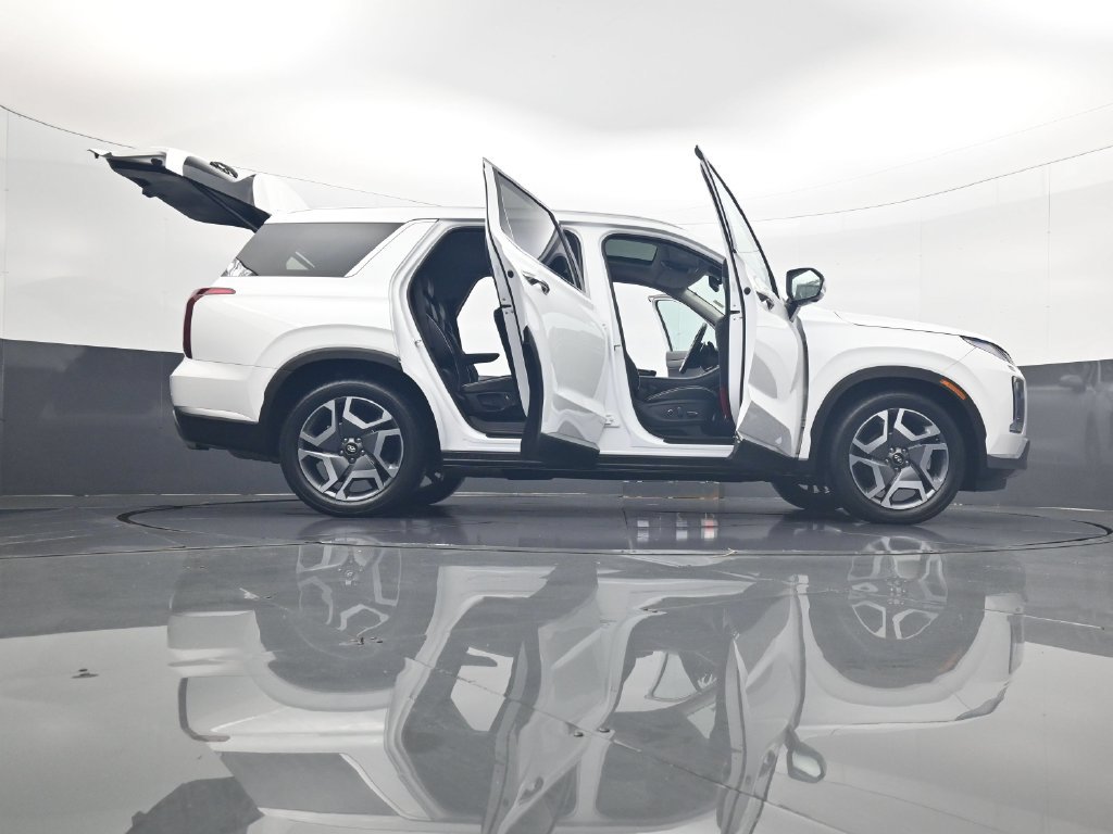 Certified 2025 Hyundai Palisade SEL AWD/4WD image 35