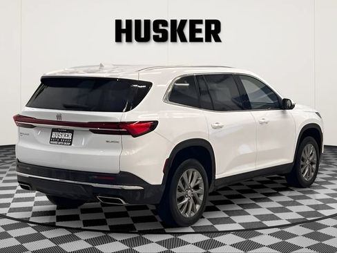 Used 2026 Buick Enclave Preferred AWD/4WD image 5