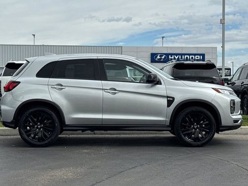 New 2026 Mitsubishi Outlander Sport LE AWD/4WD image 3
