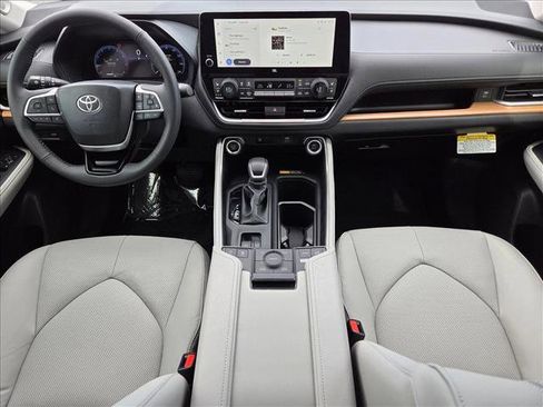 New 2026 Toyota Grand Highlander AWD image 14