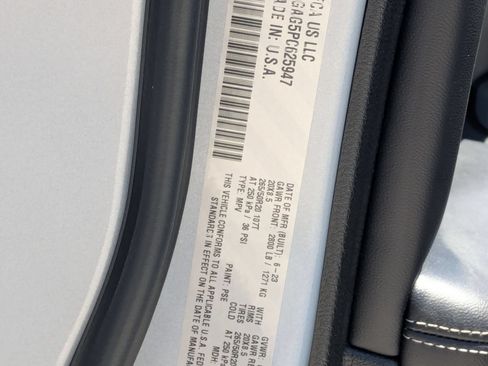 Used 2023 Jeep Grand Cherokee Altitude RWD image 30