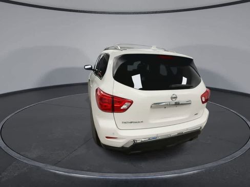 Used 2019 Nissan Pathfinder S AWD/4WD image 7