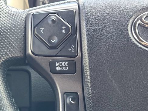 Used 2019 Toyota Tacoma TRD Sport RWD image 30