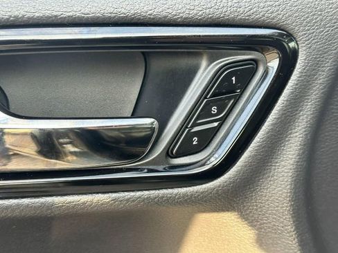 Used 2024 Dodge Durango GT AWD/4WD image 17