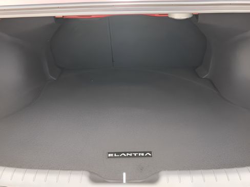 New 2026 Hyundai Elantra Limited image 8