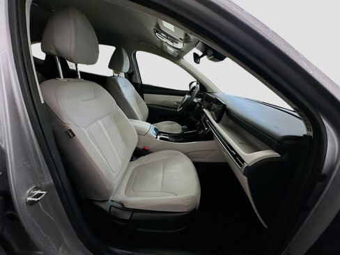 Used 2025 Hyundai Tucson SEL AWD/4WD image 32
