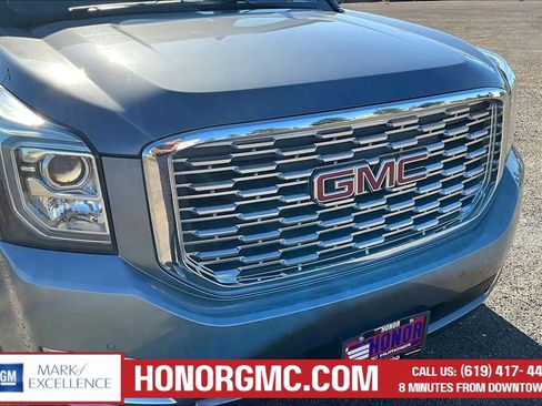 Used 2020 GMC Yukon Denali w/ Open Road Package AWD/4WD image 34