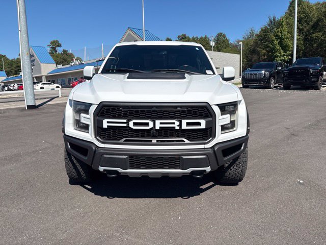 Used 2018 Ford F150 Raptor w/ Equipment Group 802A Luxury AWD/4WD image 2