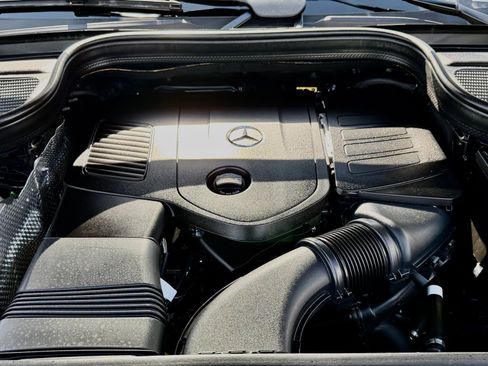 Used 2025 Mercedes-Benz GLE 350 4MATIC image 45