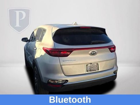 Used 2020 Kia Sportage LX image 7