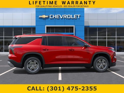 New 2026 Chevrolet Traverse LT w/ Driver Confidence Package FWD image 5