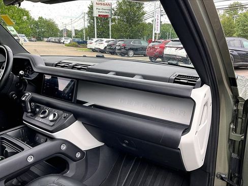 Used 2020 Land Rover Defender 110 S AWD/4WD image 13