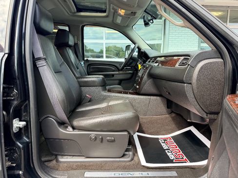 Used 2013 GMC Sierra 3500 Denali AWD/4WD image 36