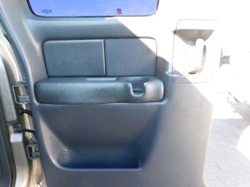 Used 2002 Chevrolet Silverado 1500 LS image 14
