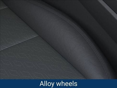 New 2026 Chevrolet Equinox LT w/ Convenience Package II image 24