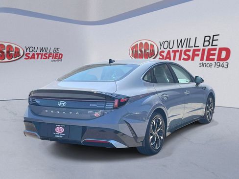 Used 2024 Hyundai Sonata SEL AWD/4WD image 6