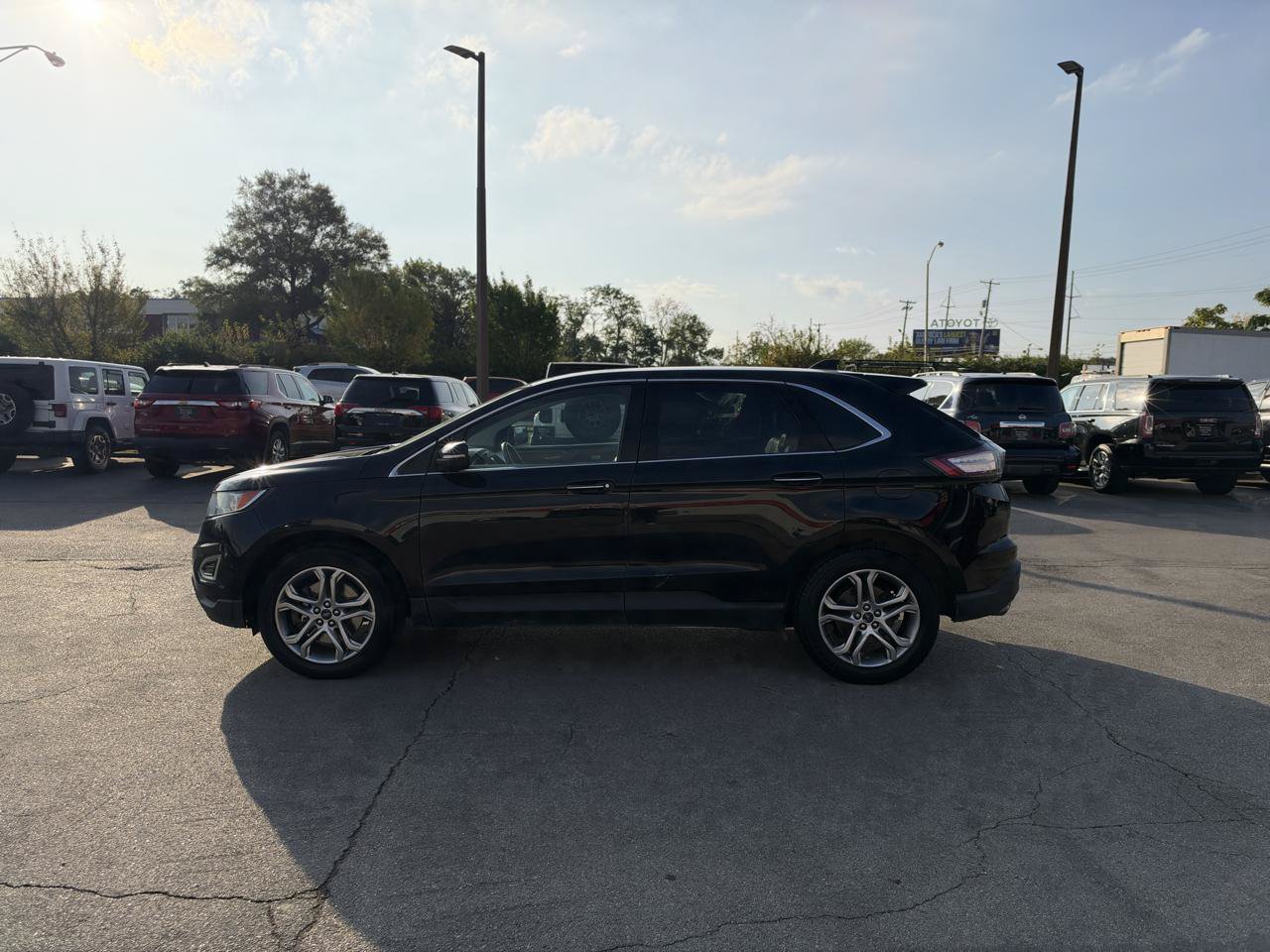 Used 2016 Ford Edge Titanium AWD/4WD image 6