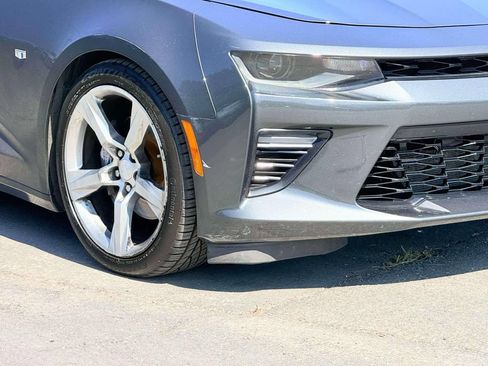 Used 2016 Chevrolet Camaro SS RWD image 10