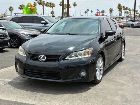 Used 2012 Lexus CT 200h FWD image 2