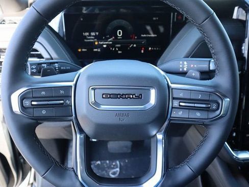 New 2026 GMC Yukon Denali w/ Sun & Power Step Package AWD/4WD image 31