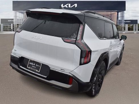 New 2026 Kia EV9 GT-Line image 4