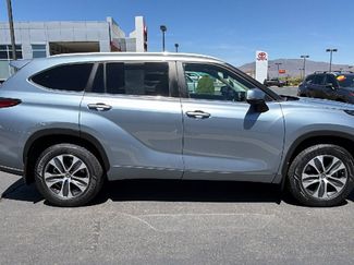 Used 2023 Toyota Highlander XLE AWD/4WD video 2