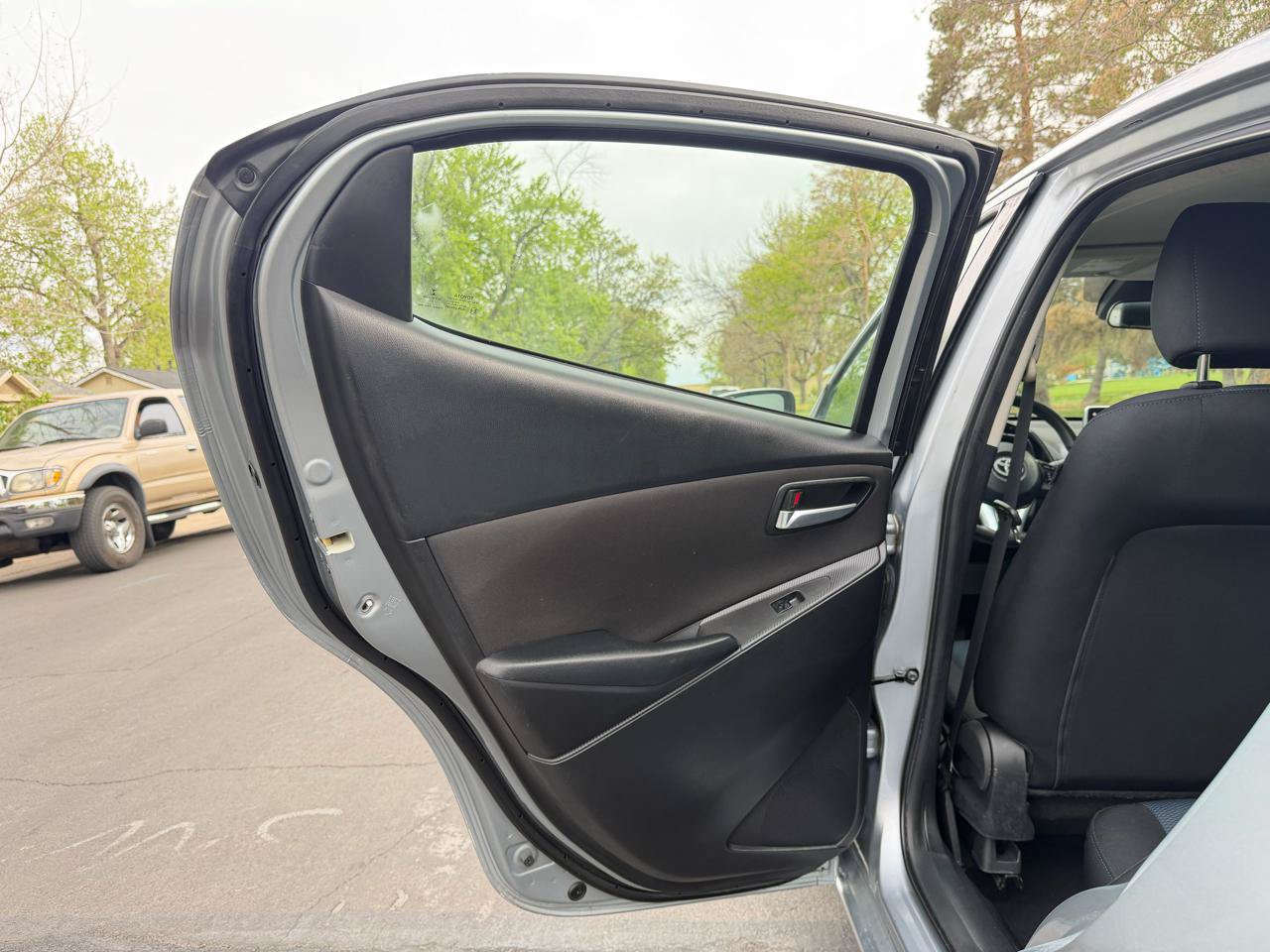 Used 2017 Toyota Yaris iA FWD image 13