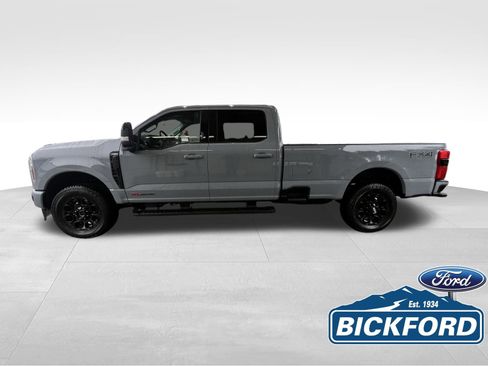 New 2026 Ford F350 Lariat w/ Black Appearance Package AWD/4WD image 9