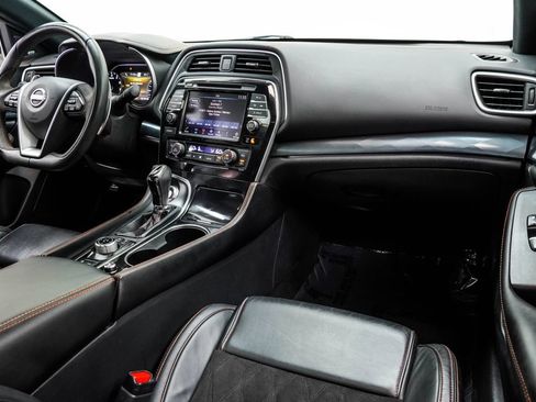 Used 2023 Nissan Maxima SR w/ Sport Mat Group FWD image 22