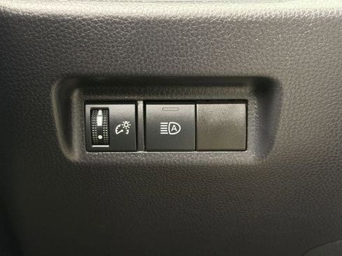 Certified 2025 Toyota RAV4 LE image 21