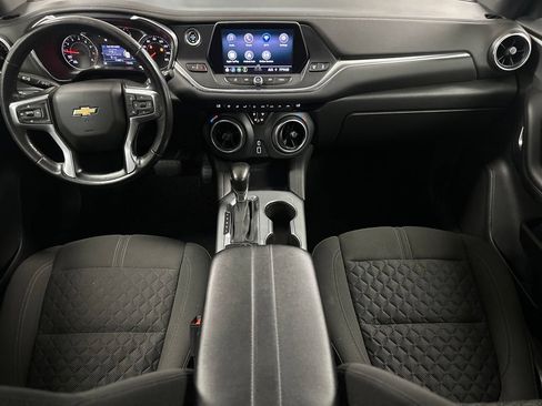 Used 2020 Chevrolet Blazer LT FWD image 3