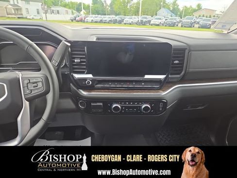 Used 2025 GMC Sierra 1500 SLE AWD/4WD image 20