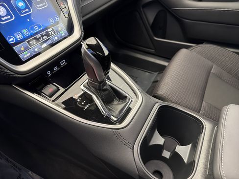 Certified 2025 Subaru Outback Premium image 23